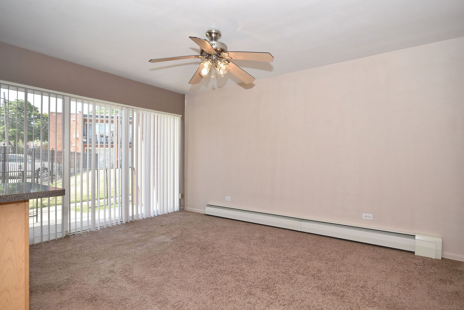 6152 West Rosedale Avenue, Unit 1 Chicago, IL 60646 - Photo 13 of 18 a view of an empty room with a window