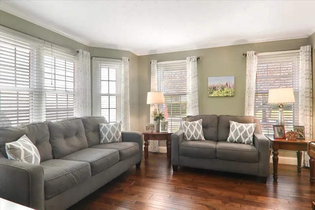 $325,000 | 1505 Paddington Drive, Bloomington, IL 61704