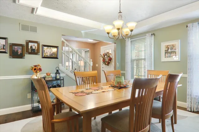 $325,000 | 1505 Paddington Drive, Bloomington, IL 61704