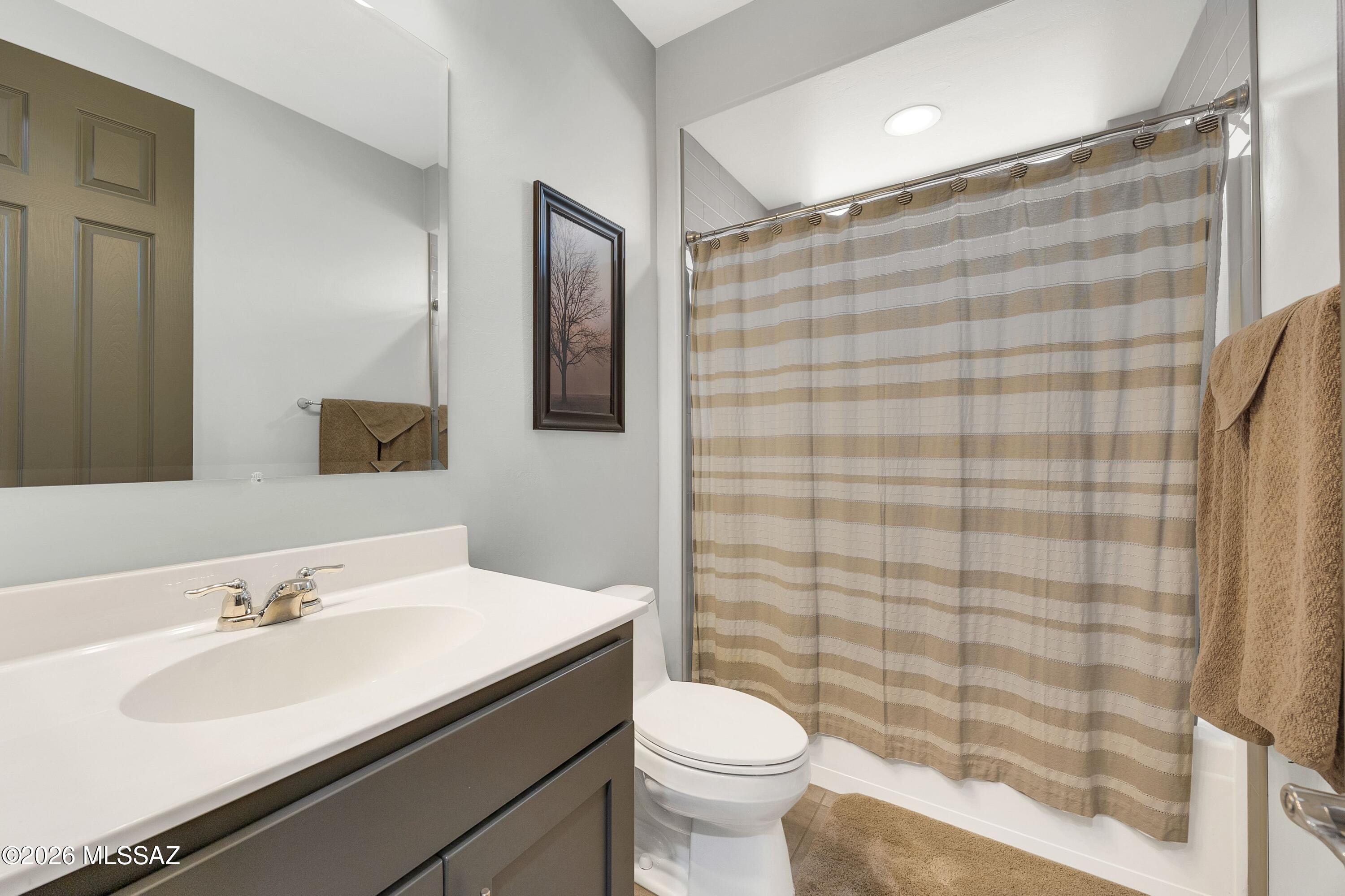 8428 North Lone Ranger Road Tucson, AZ 85743 - Photo 22 of 40