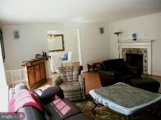1544 Grasshopper Road Huntingdon Valley, PA 19006 - Photo 4 of 6