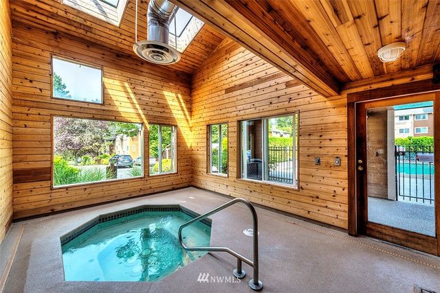 $330,000 | 14018 Northeast 181st Place, Unit E304, Woodinville, WA 98072