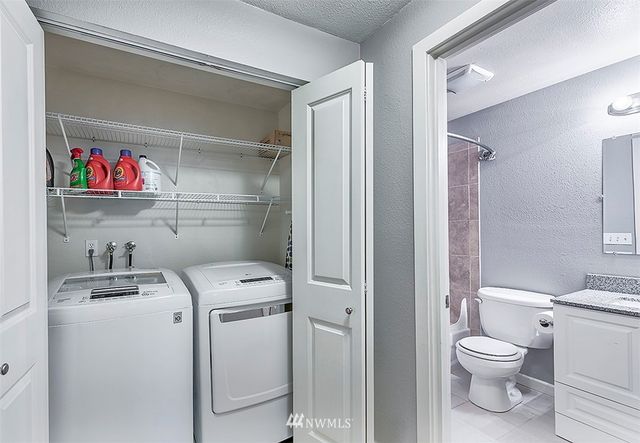 $330,000 | 14018 Northeast 181st Place, Unit E304, Woodinville, WA 98072