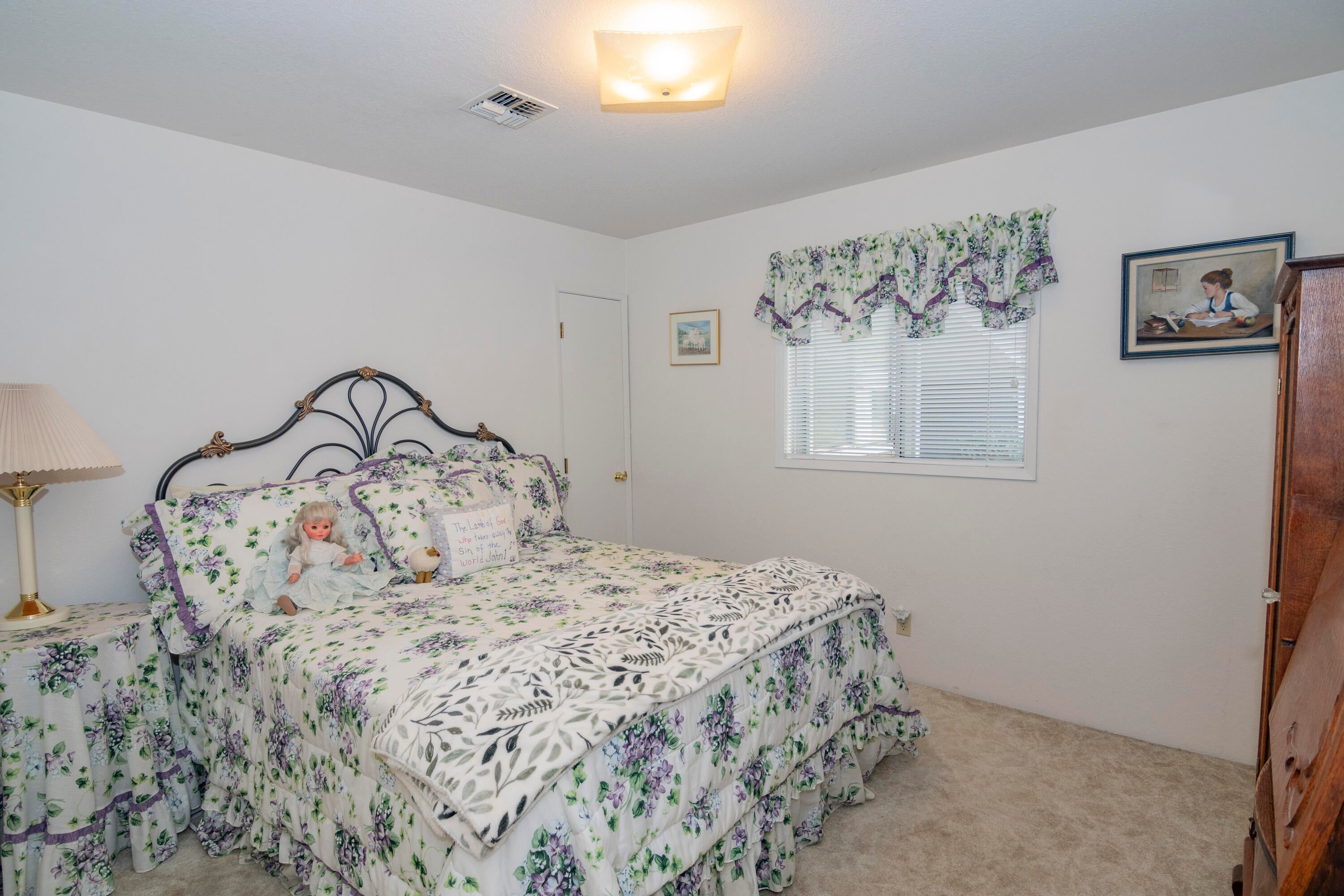 1728 Minear Road Medford, OR 97501 - Photo 24 of 68 2nd Bedroom