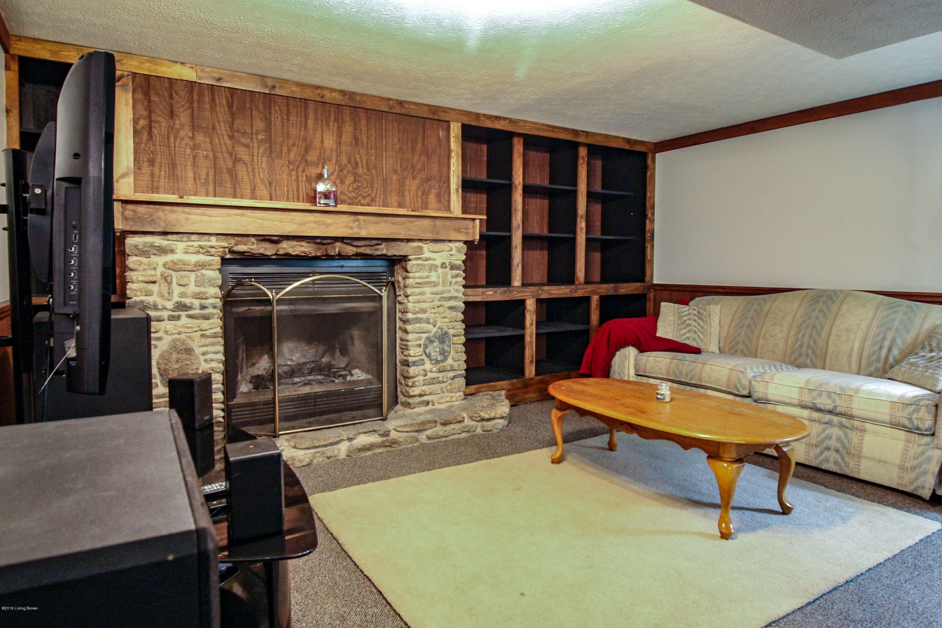 5608 Axbridge Road Louisville, KY 40216 - Photo 22 of 26 IMG_5476