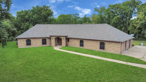 $2,999 | 7825 Hughes Ranch Road, Pearland, TX 77581