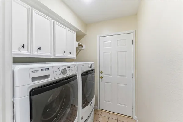 $2,999 | 7825 Hughes Ranch Road, Pearland, TX 77581