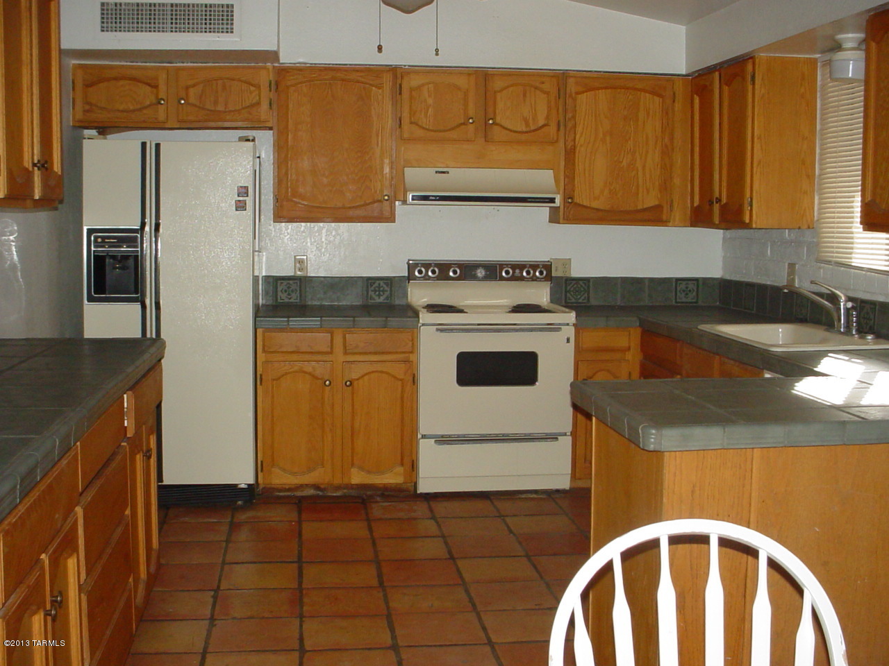 2401 Las Lomitas Road Tucson, AZ 85741 - Photo 3 of 15