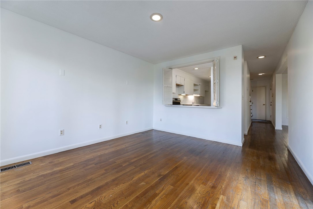 37 Pratt Street Providence, RI 02906 - Photo 13 of 50