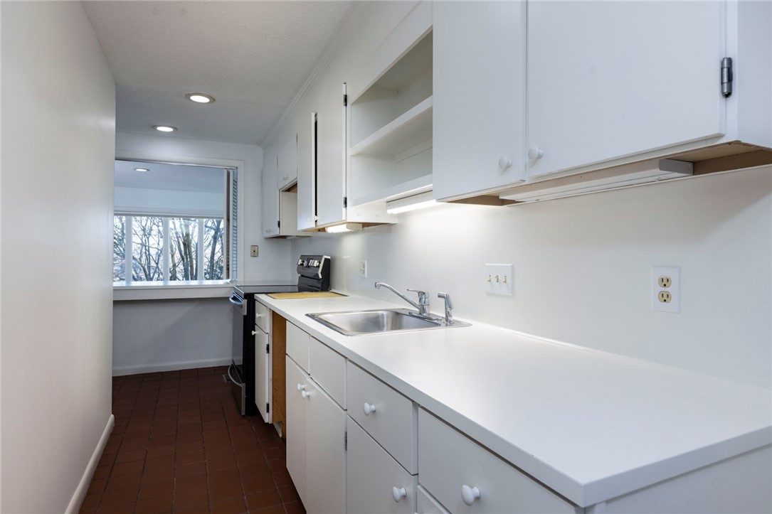 37 Pratt Street Providence, RI 02906 - Photo 17 of 50