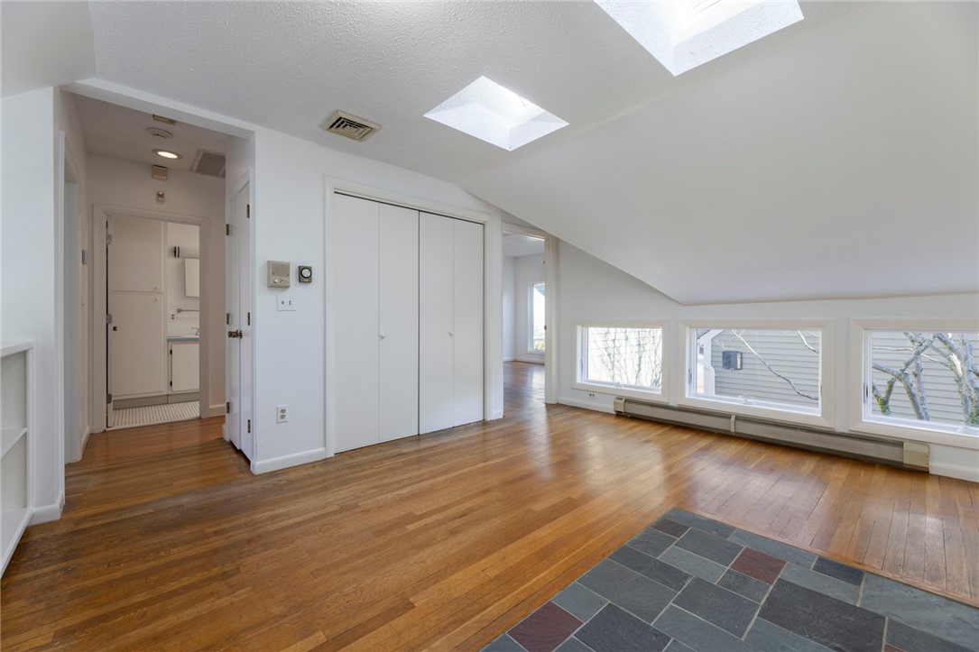 37 Pratt Street Providence, RI 02906 - Photo 23 of 50