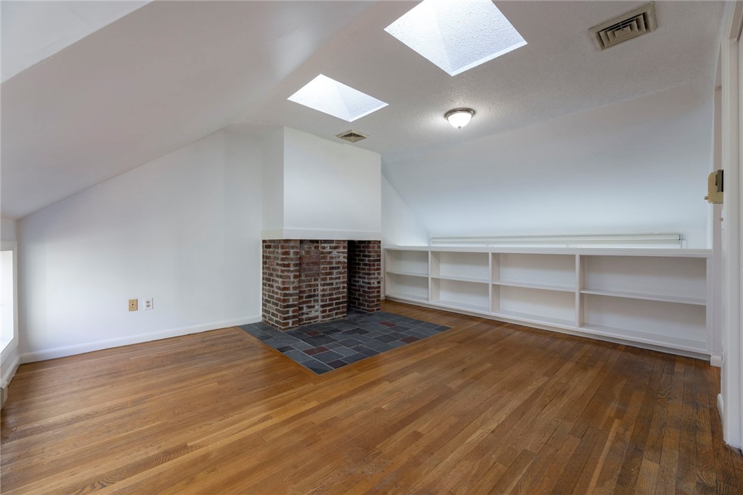 37 Pratt Street Providence, RI 02906 - Photo 25 of 50