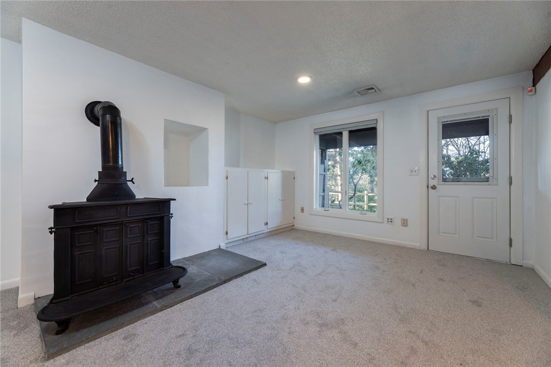 37 Pratt Street Providence, RI 02906 - Photo 33 of 50