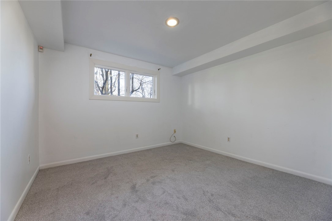 37 Pratt Street Providence, RI 02906 - Photo 35 of 50 Bedroom 3