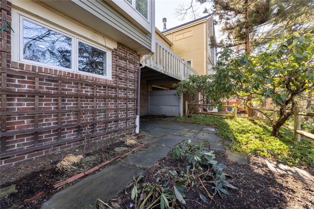 37 Pratt Street Providence, RI 02906 - Photo 38 of 50