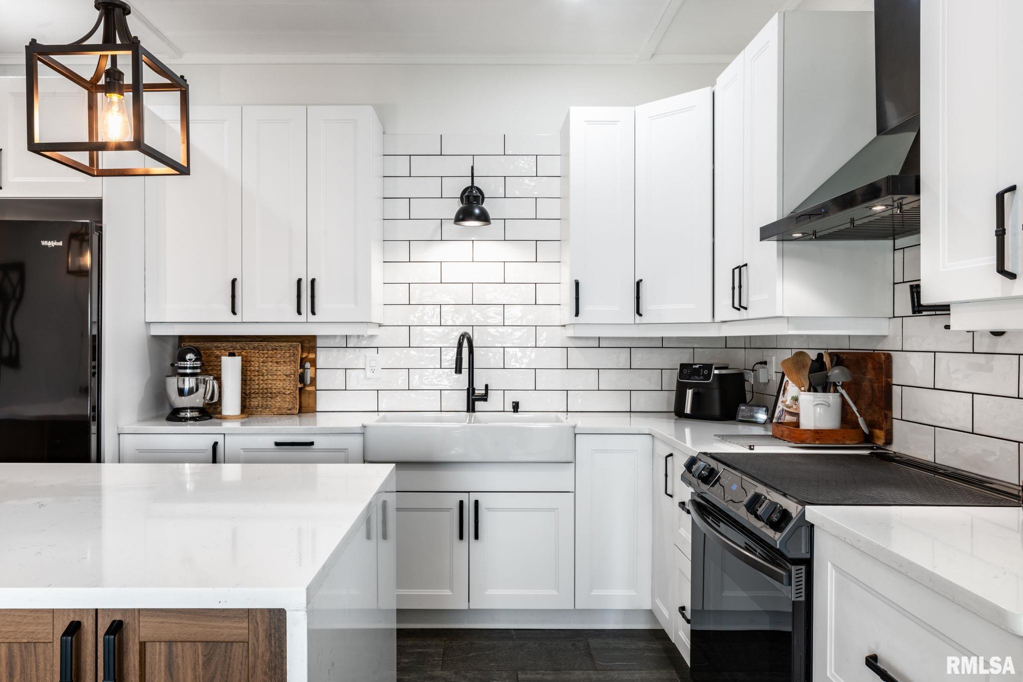 1210 Dutchman Lake Road Vienna, IL 62995 - Photo 11 of 53