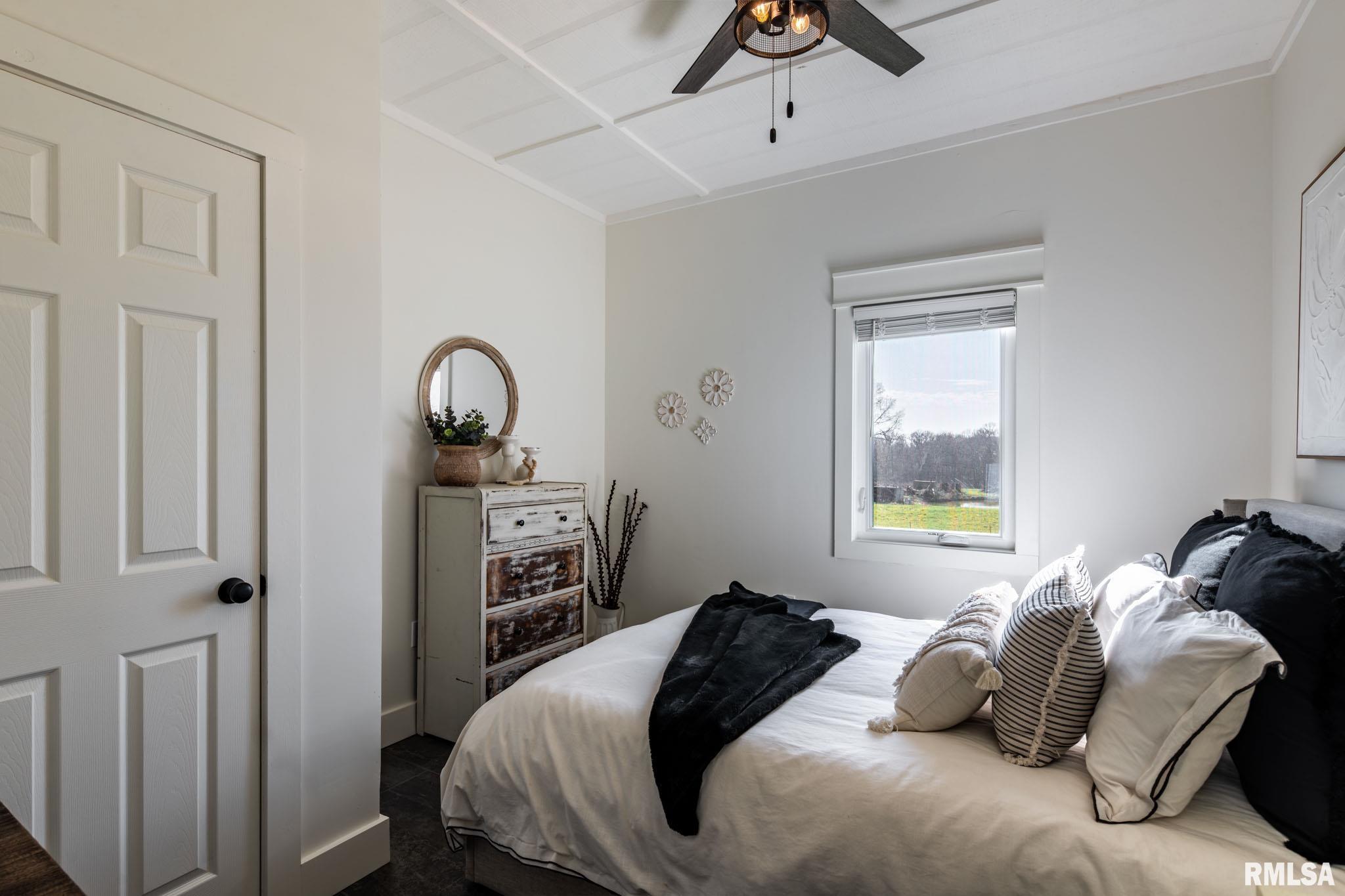 1210 Dutchman Lake Road Vienna, IL 62995 - Photo 29 of 53