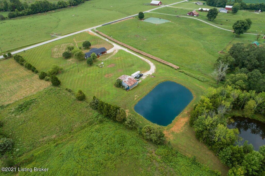 5713 Wax Road Clarkson, KY 42726 - Photo 37 of 41 039-5713-39_m