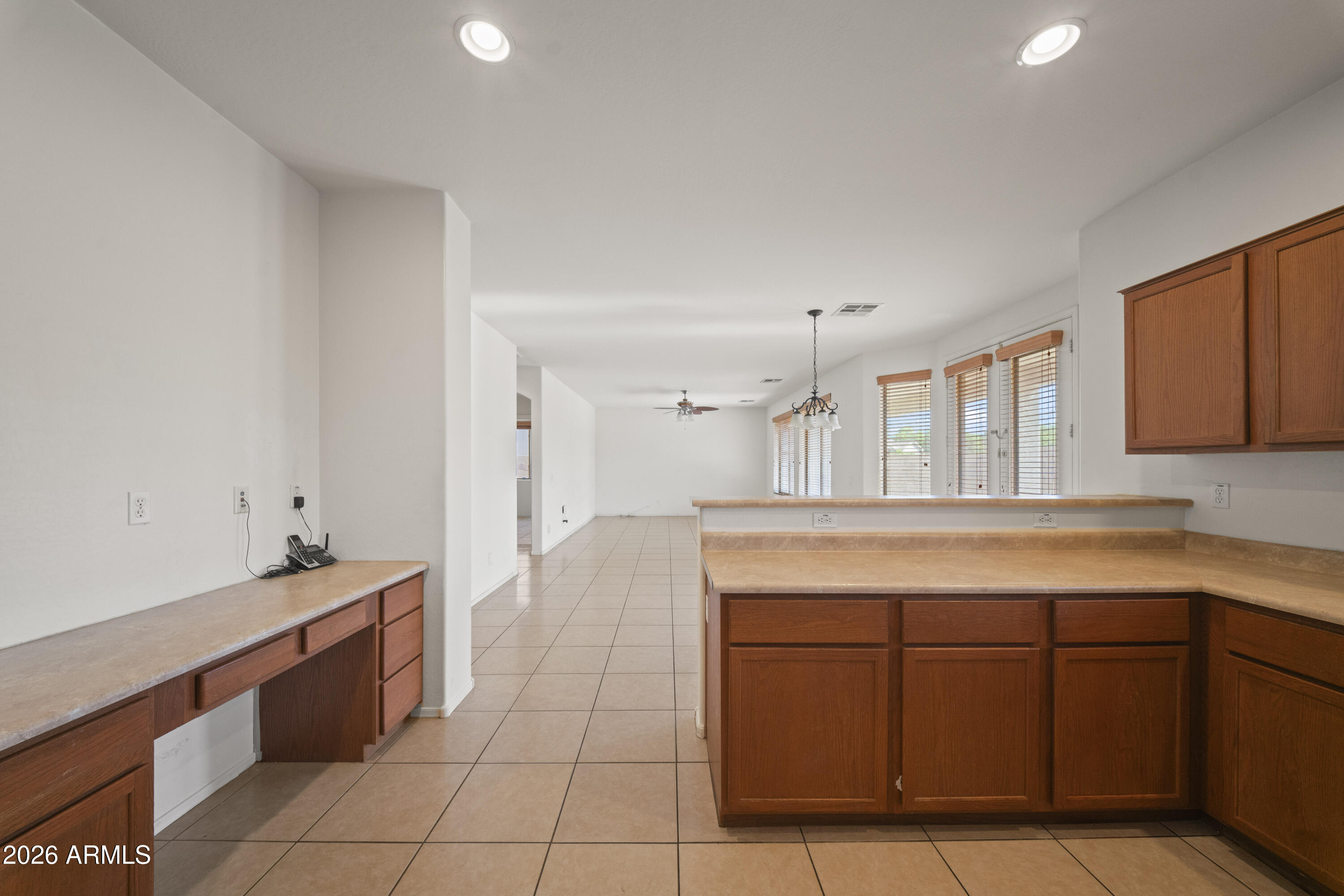 8912 South 40th Drive Phoenix, AZ 85339 - Photo 14 of 49 DSC06580_1