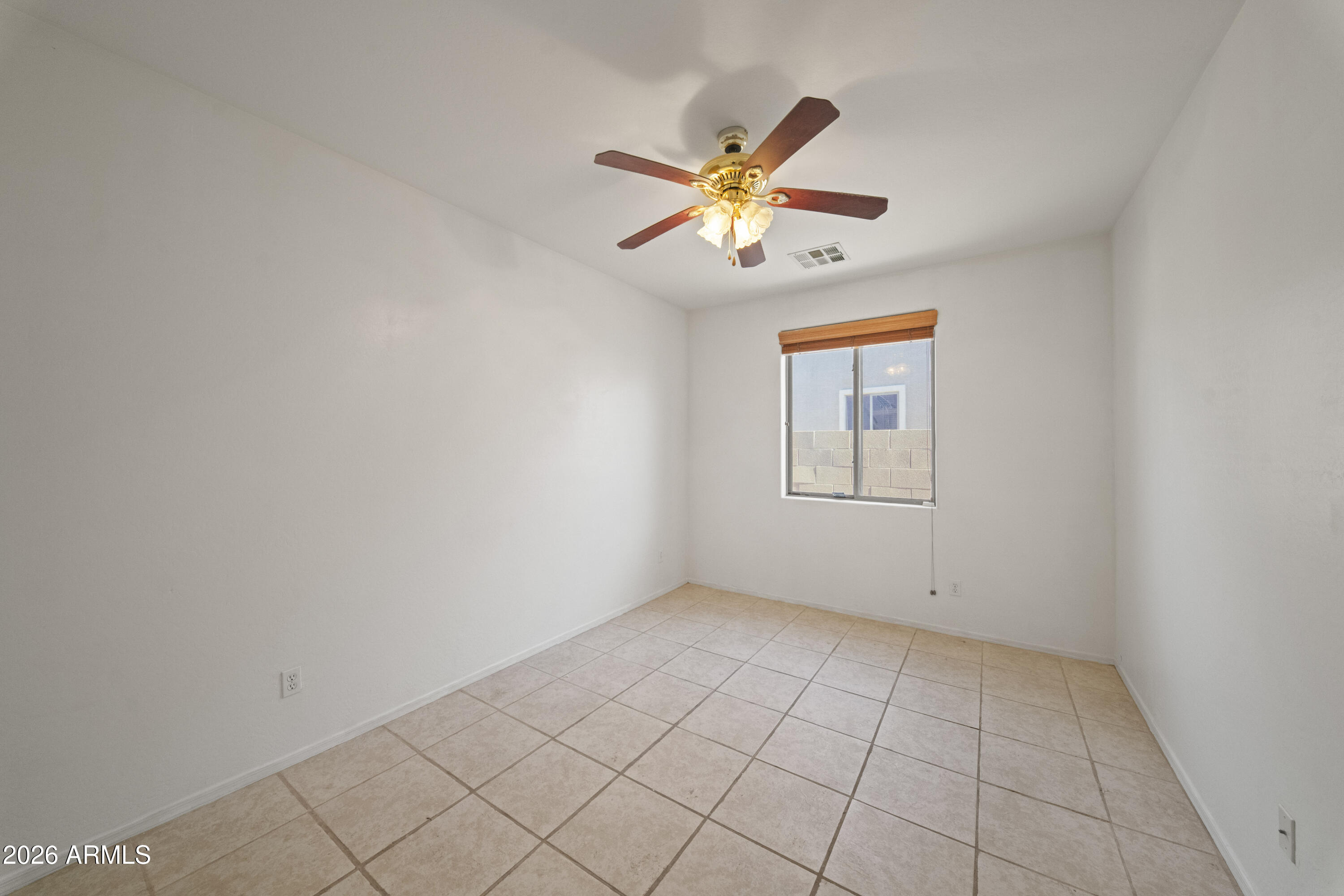 8912 South 40th Drive Phoenix, AZ 85339 - Photo 19 of 49 DSC06607_1