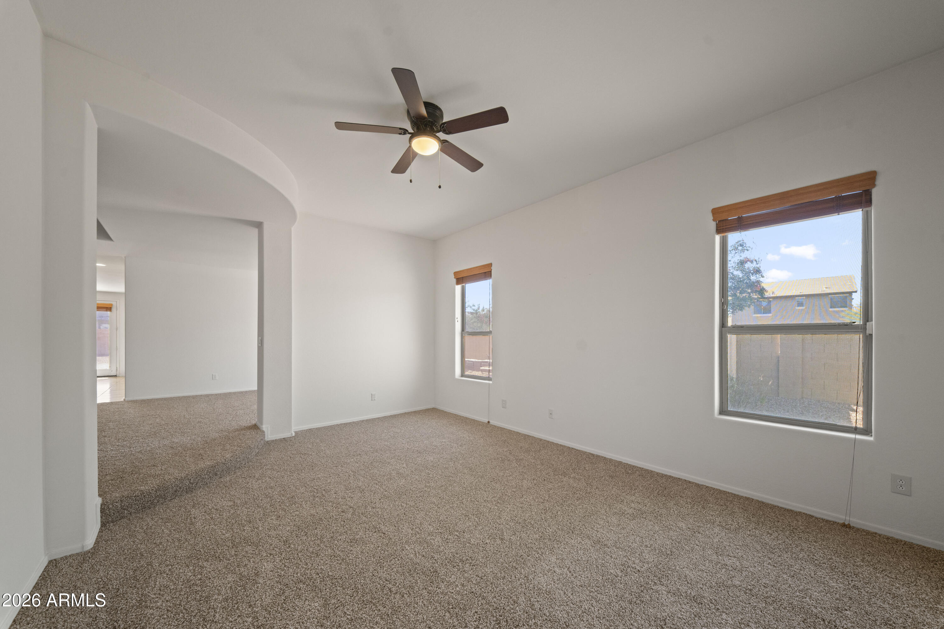 8912 South 40th Drive Phoenix, AZ 85339 - Photo 9 of 49 DSC06553_1