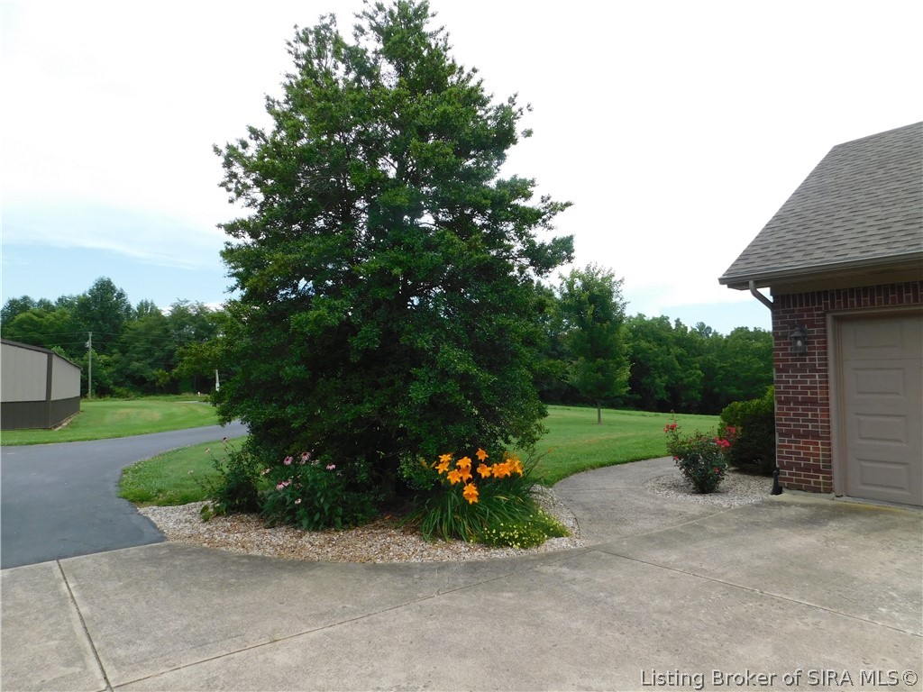 233 South Dog Trot Road Salem, IN 47167 - Photo 5 of 74