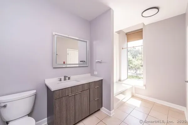 $2,350 | 333 State Street, Unit 705, Bridgeport, CT 06604