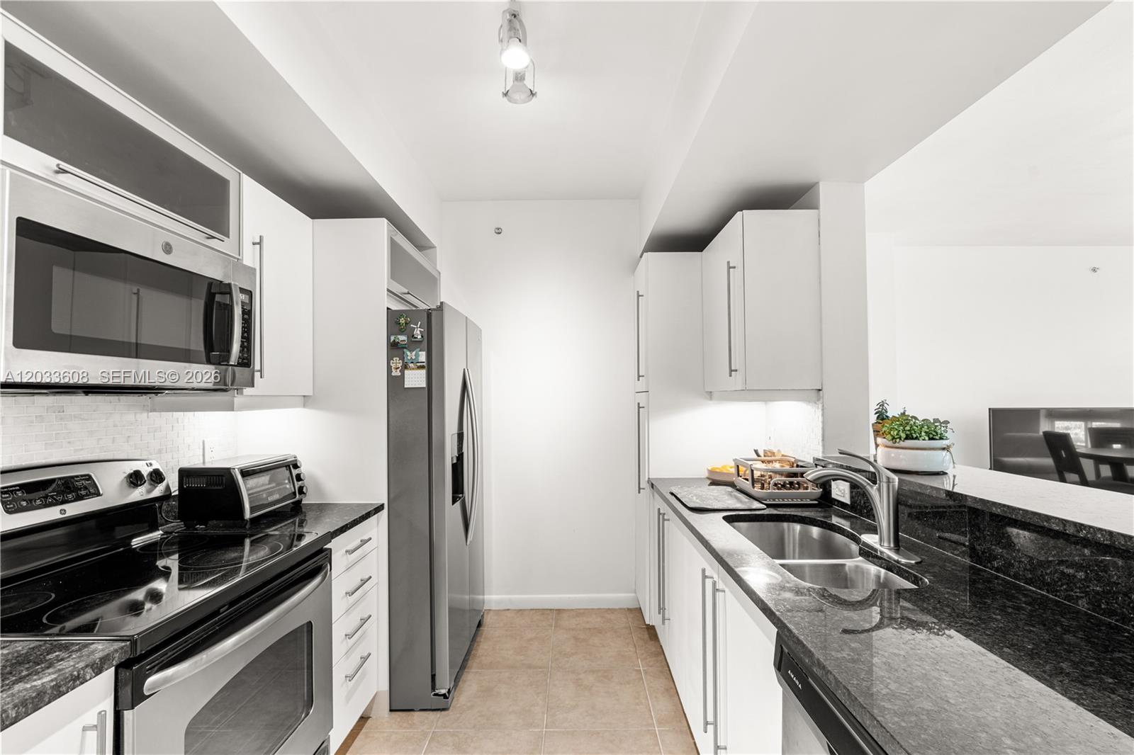 7350 Southwest 89th Street, Unit 1610S Miami, FL 33156 - Photo 7 of 28