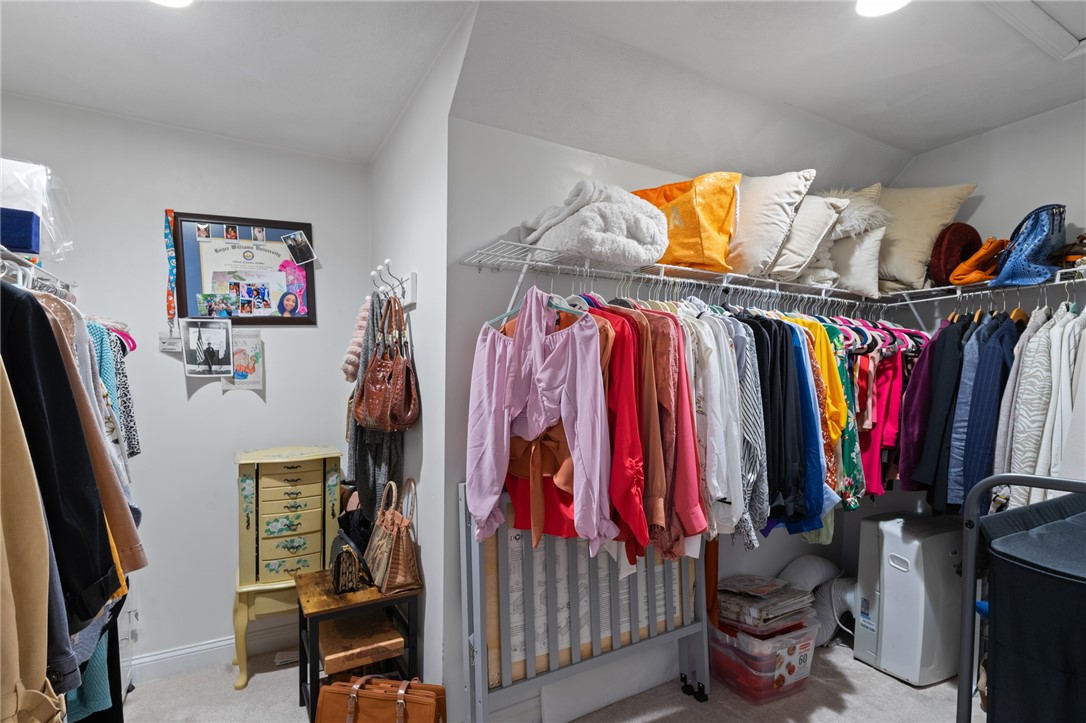 130 Boylston Drive Cranston, RI 02921 - Photo 22 of 49