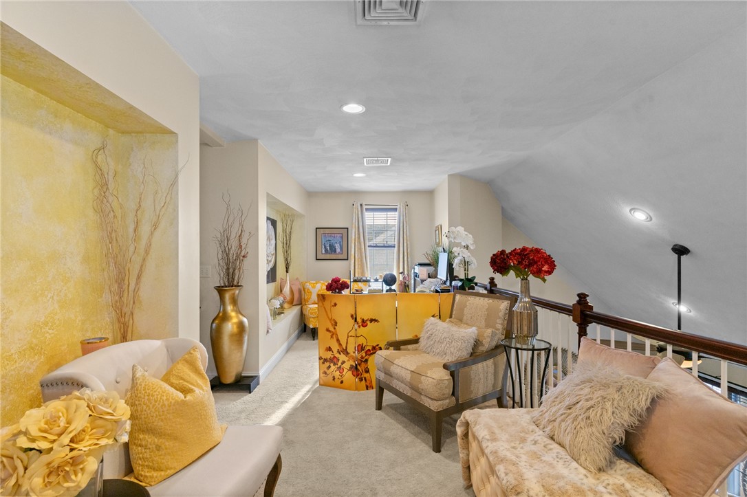 130 Boylston Drive Cranston, RI 02921 - Photo 23 of 49