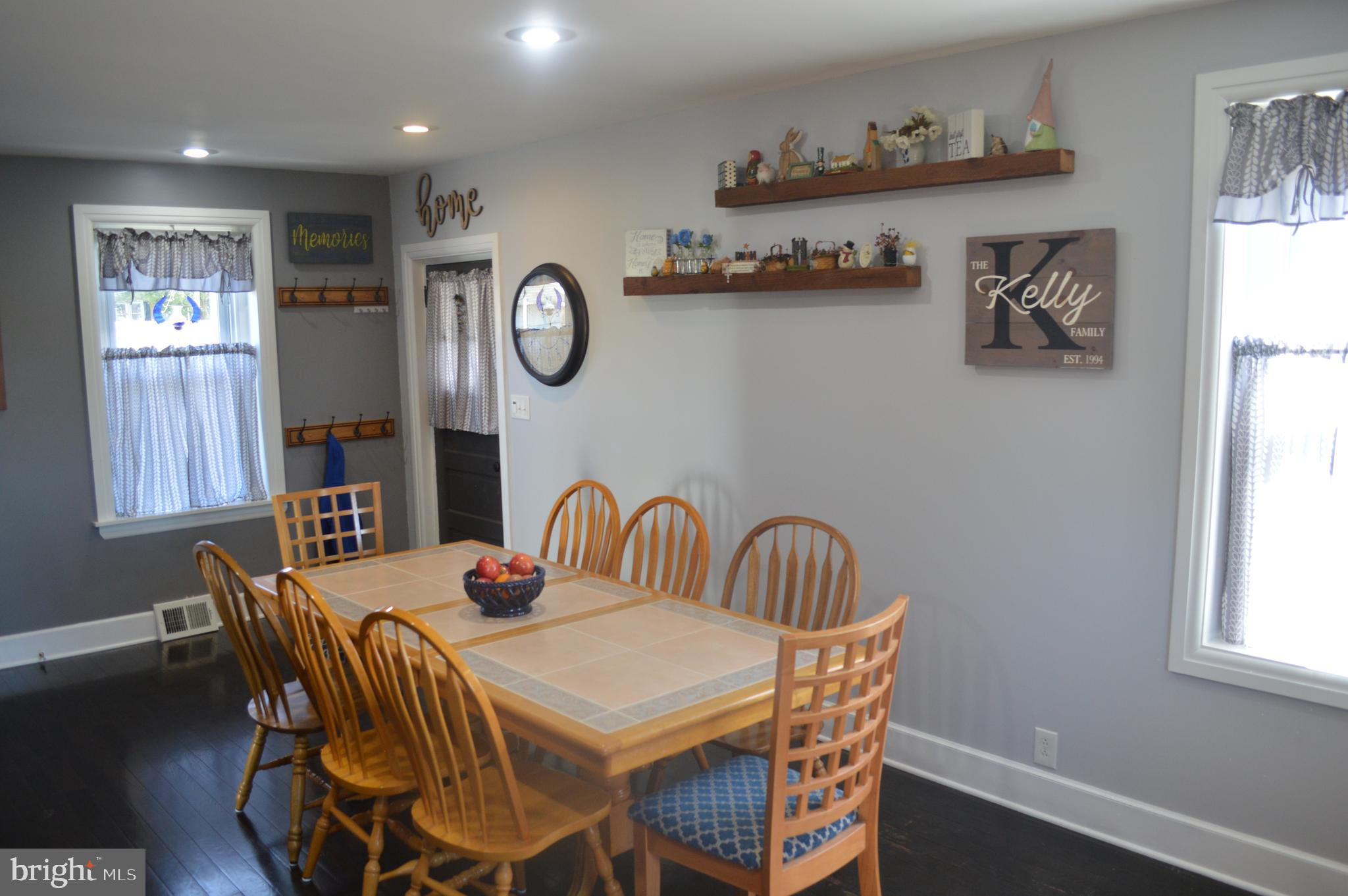 29 East Elbon Road Brookhaven, PA 19015 - Photo 20 of 35 Kitchen