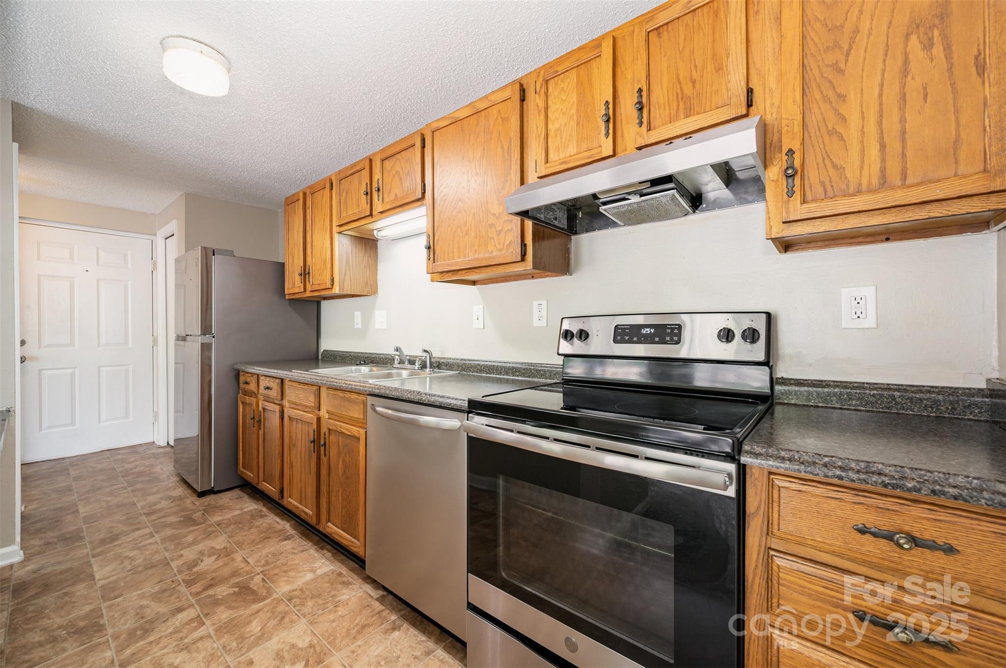 9325 Old Concord Road Charlotte, NC 28213 - Photo 7 of 17