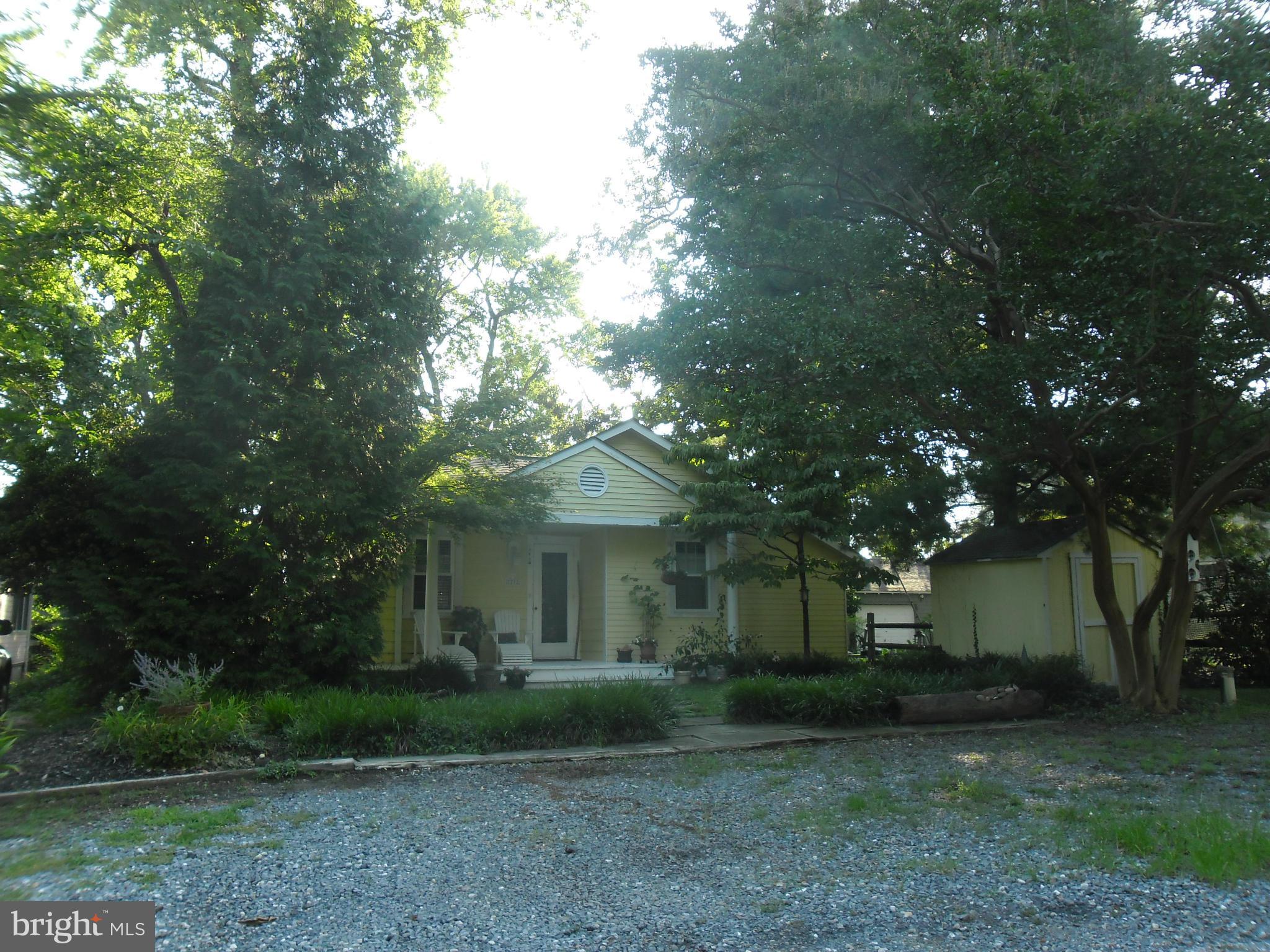 27 Decatur Avenue Annapolis, MD 21403 - Photo 1 of 2 a view of a house with a garden