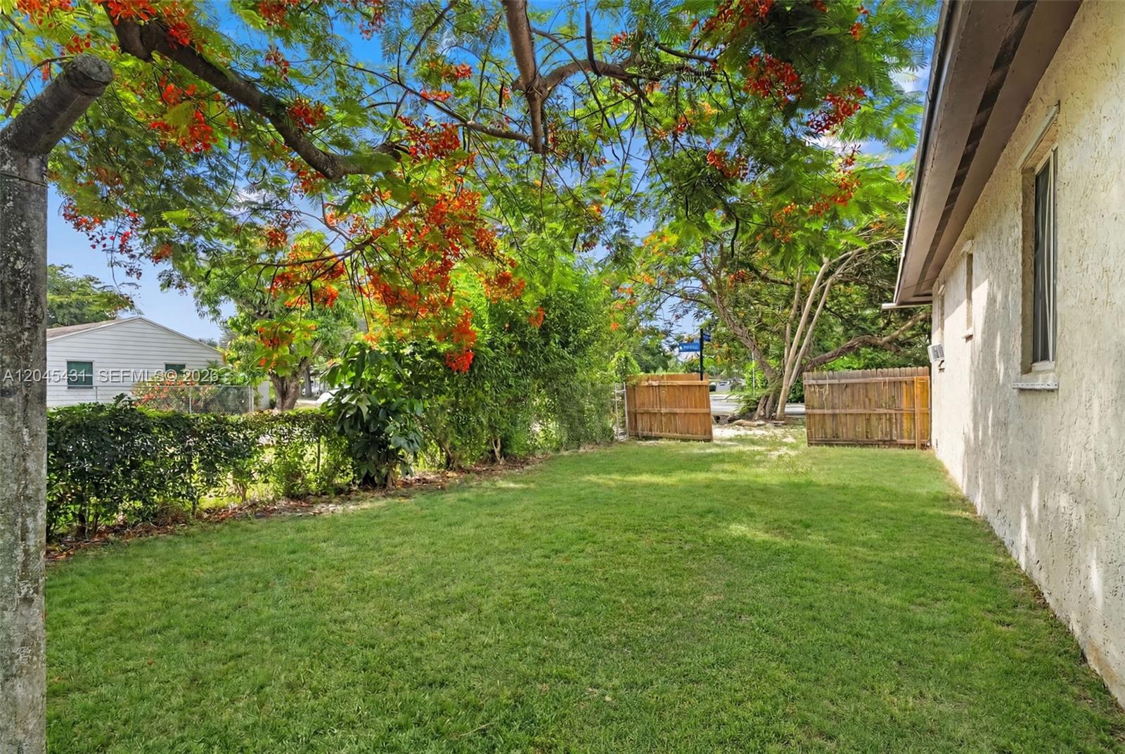 5901 Southwest 62nd Street Miami, FL 33143 - Photo 16 of 21