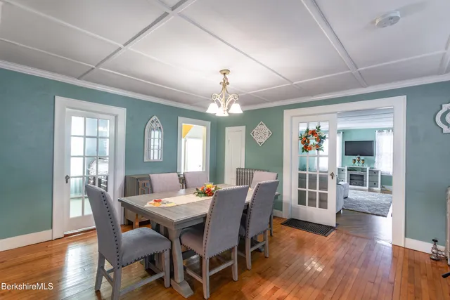 $459,900 | 396 Maple Street, Hinsdale, MA 01235