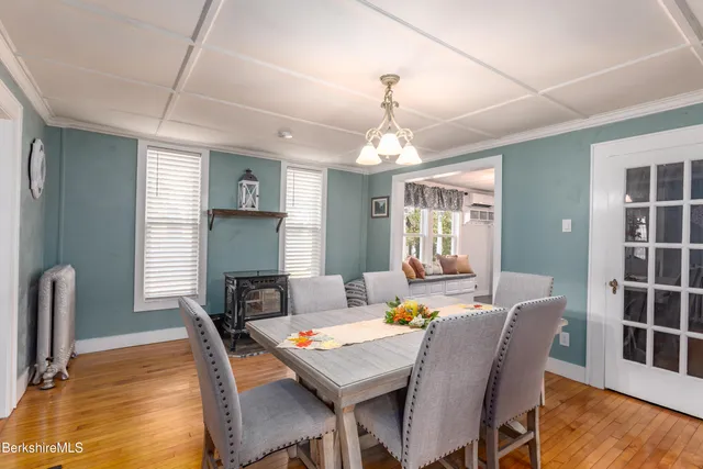 $459,900 | 396 Maple Street, Hinsdale, MA 01235