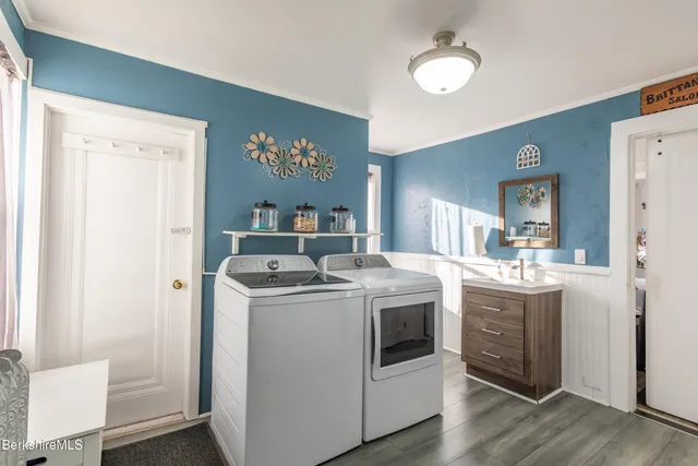 $459,900 | 396 Maple Street, Hinsdale, MA 01235