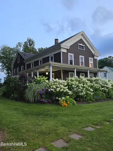 $459,900 | 396 Maple Street, Hinsdale, MA 01235