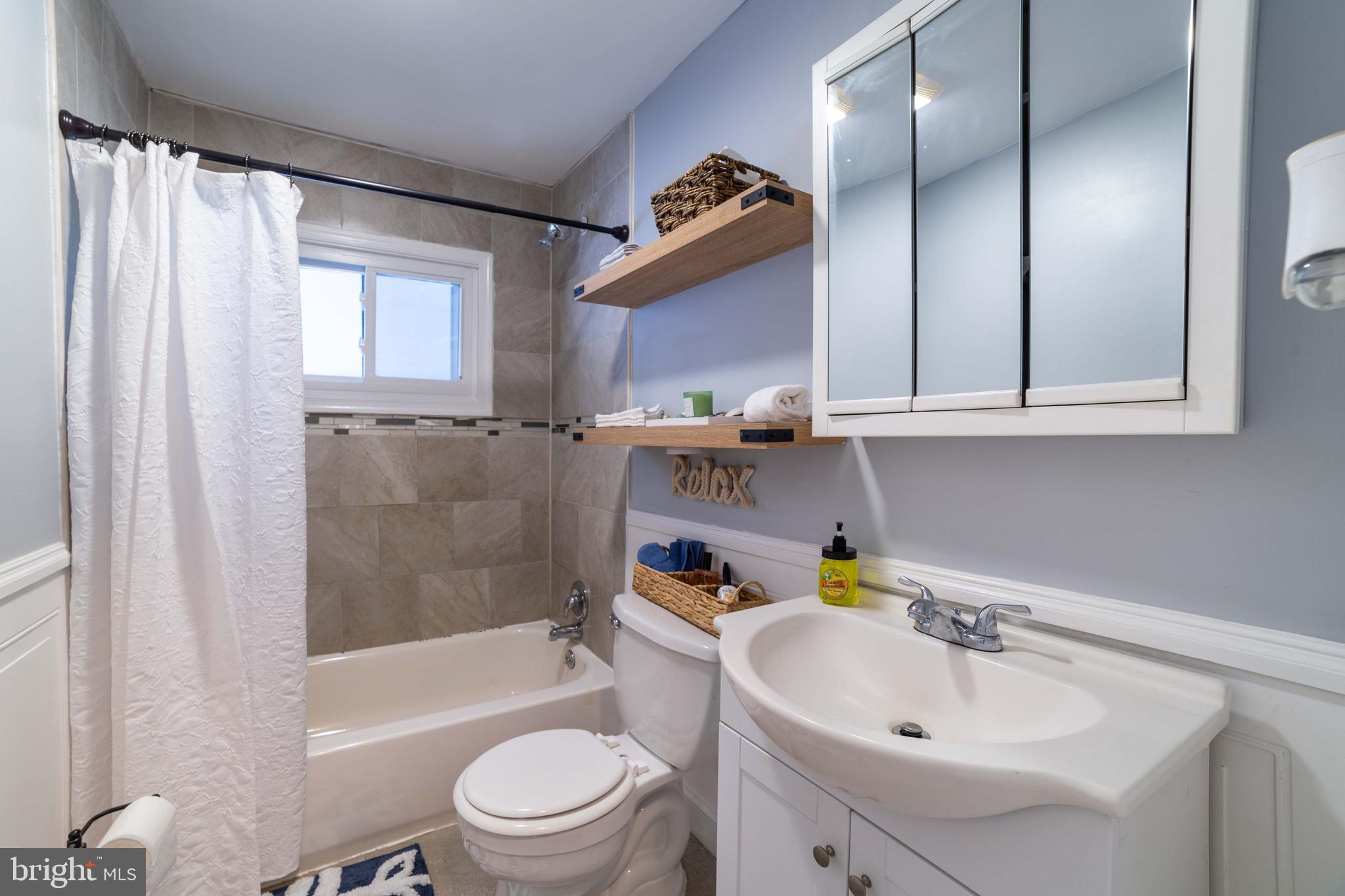 1426 Glassboro Road Wenonah, NJ 08090 - Photo 22 of 52 Bathroom