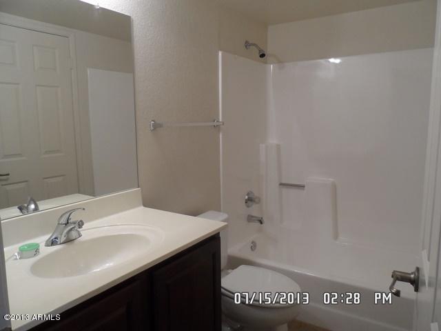 1720 East Thunderbird Road, Unit 1072 Phoenix, AZ 85022 - Photo 2 of 11 SAM_7860