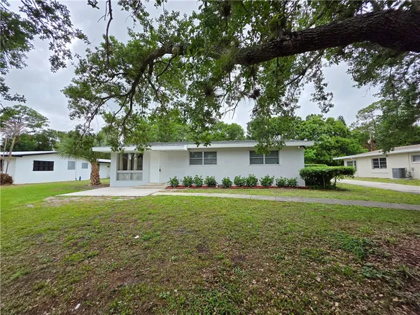 $2,200 | 1715 41st Avenue, Vero Beach, FL 32960
