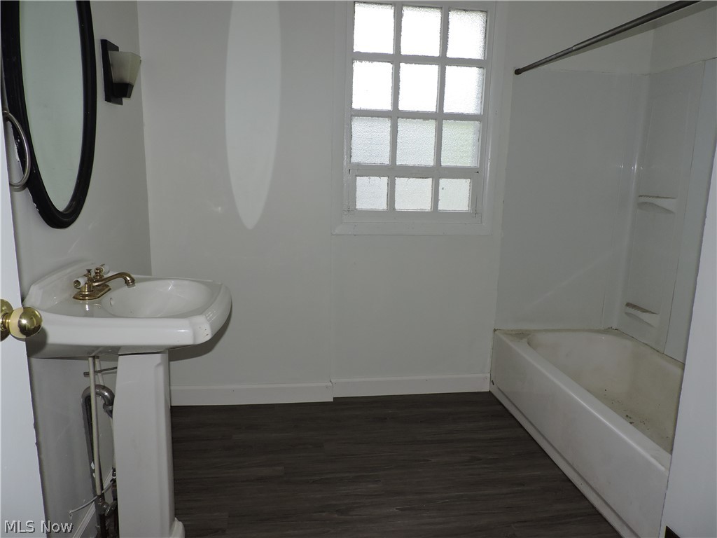 24208 Bruce Road Bay Village, OH 44140 - Photo 17 of 32