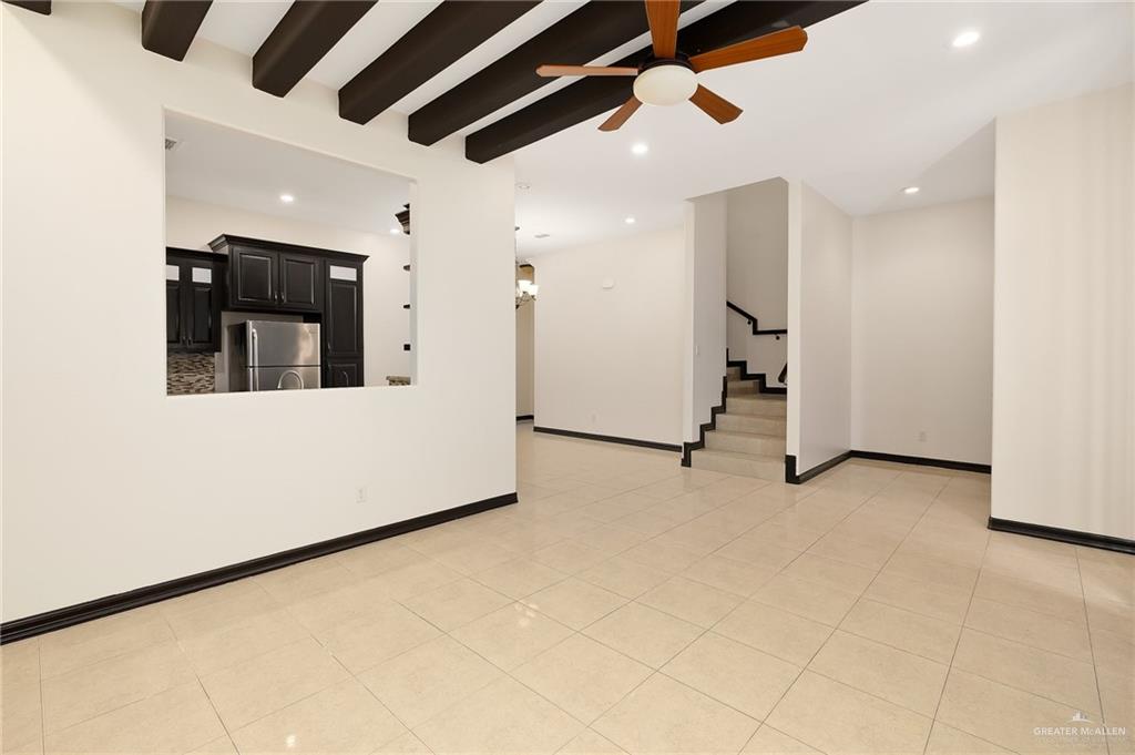 7027 North 3rd Street, Unit 7027 McAllen, TX 78504 - Photo 4 of 14 a view of an empty room