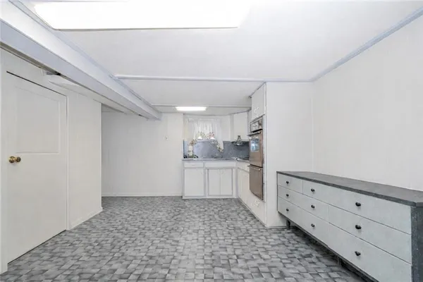 $1,150,000 | 1942 61st Street | Mapleton