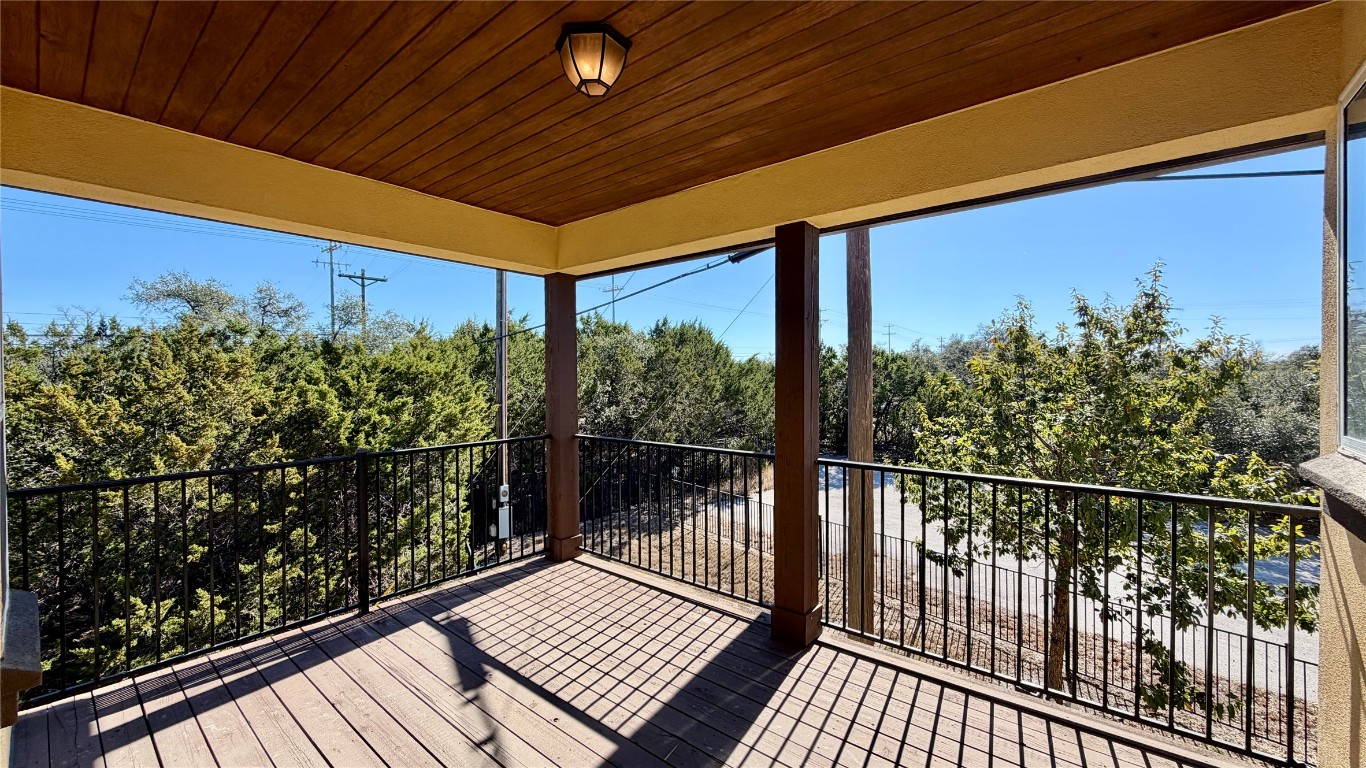 12300 Terraza Circle, Unit TH10 Austin, TX 78726 - Photo 23 of 36 a view of a balcony
