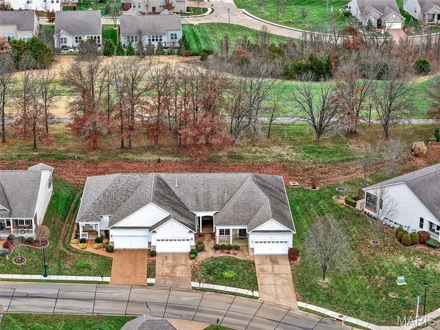 $349,900 | 2140 Hawks Landing Drive, Lake St. Louis, MO 63367