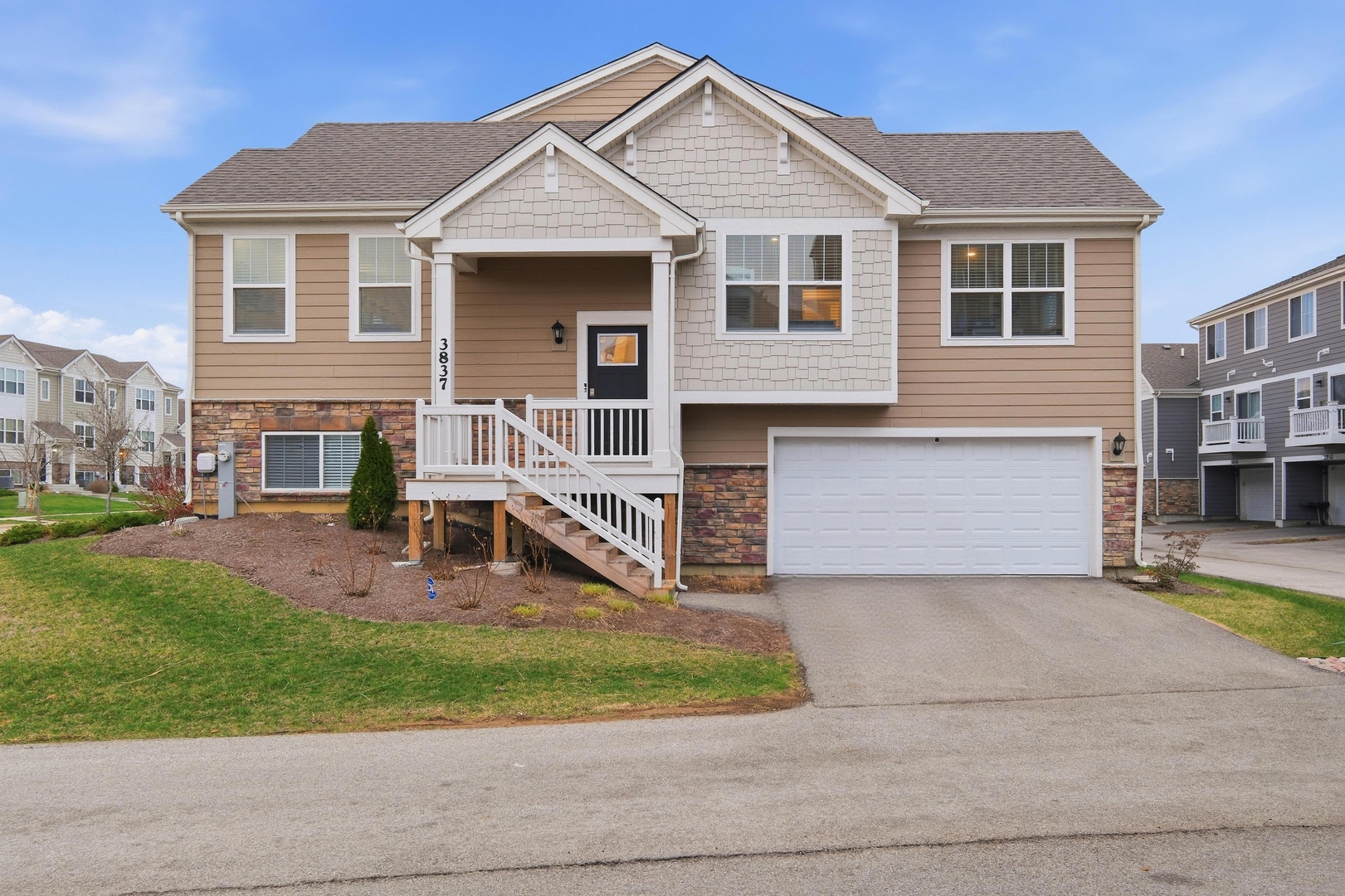 3837 Currant Lane Elgin, IL 60124 - Photo 1 of 32