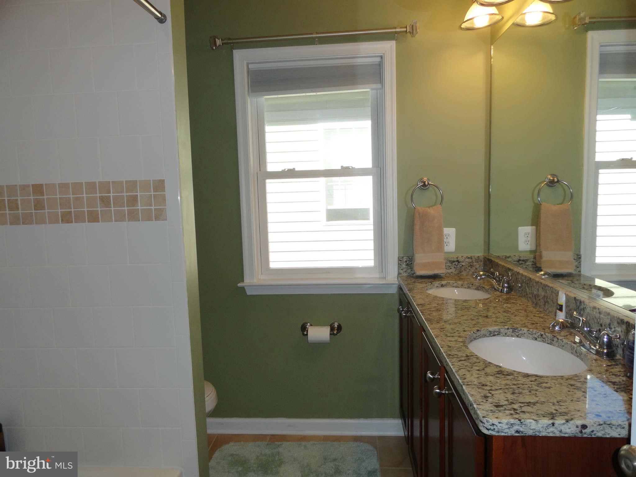 21 East Reed Avenue Alexandria, VA 22305 - Photo 13 of 18 Bath