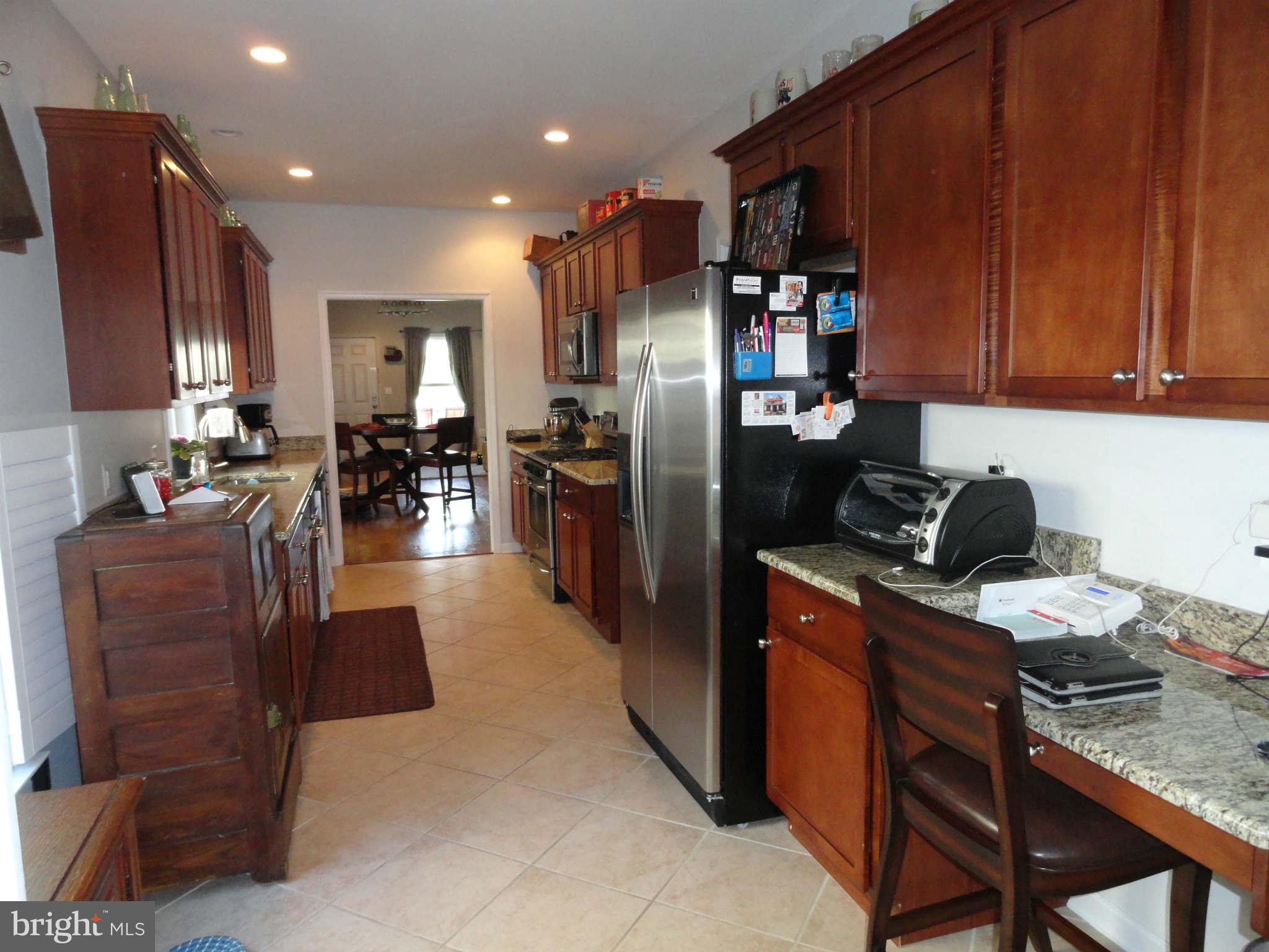 21 East Reed Avenue Alexandria, VA 22305 - Photo 8 of 18 Kitchen