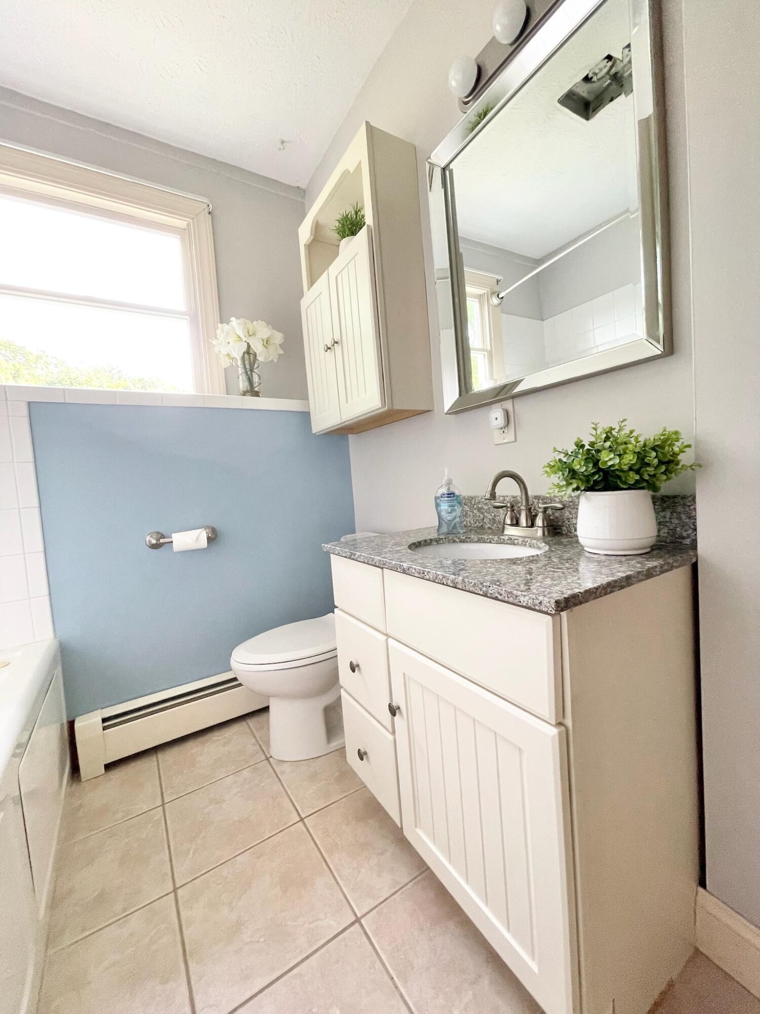 57 Hill Street Saco, ME 04072 - Photo 41 of 59 2nd Floor Apt - bathroom (8)